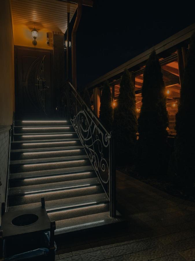אוזהורוד Forsage Hostel מראה חיצוני תמונה