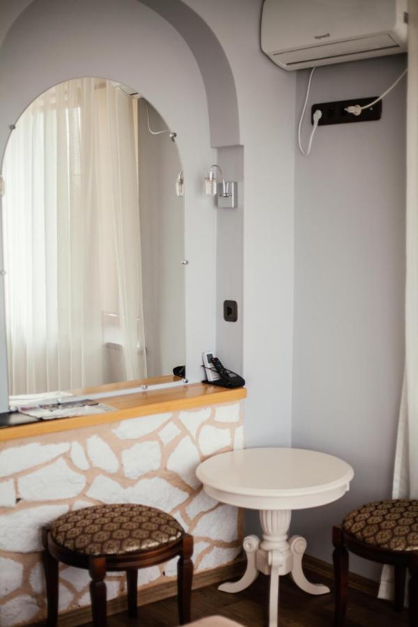 אוזהורוד Forsage Hostel מראה חיצוני תמונה